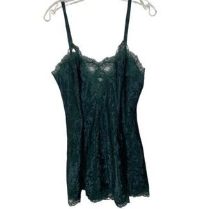 Vintage Victoria’s Secret gold label green lace slip dress négligée lingerie M